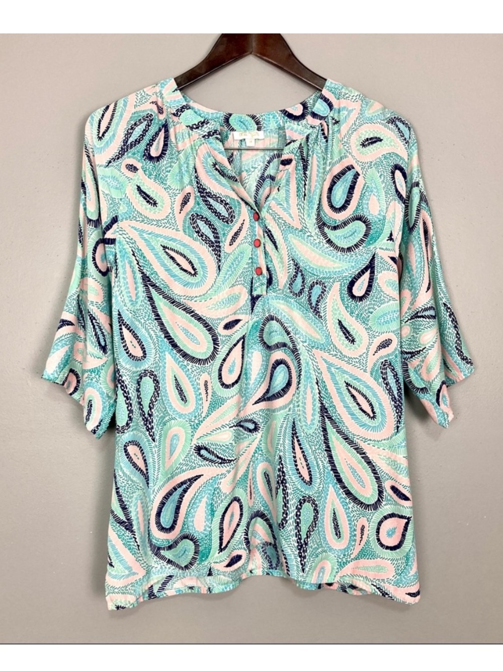 Britt Ryan Paisley 100% Silk Blouse Women’s Size M V-Neck Roll Tab Sleeves